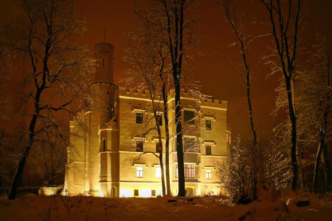 Zamek Karpniki Schloss Fischbach Lomnica  Bagian luar foto